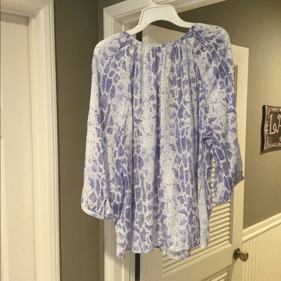 Snake print blouse - Picture 3 of 3